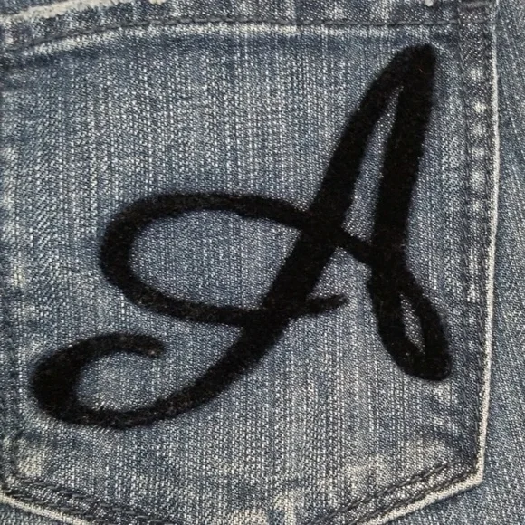 Y2K Low waisted Flare Dark Wash Jeans - Picture 7 of 7